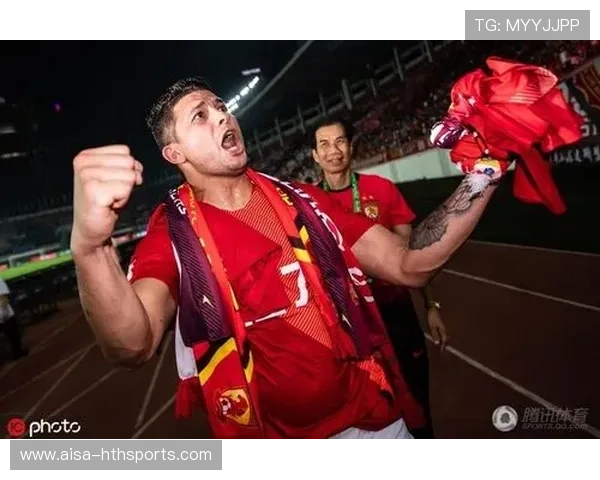 斯特林赛后公开致谢球迷,称将用表现回报 斯特林赛后公开致谢球迷,称将用表现回报