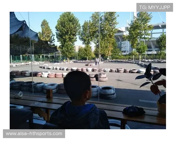 俱乐部在球队管理体系上进行结构性改革，俱乐部管理模式